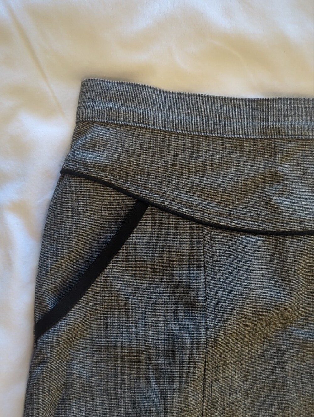 Classic Gray Plaid Pencil Skirt - Women - Picture 2 of 5